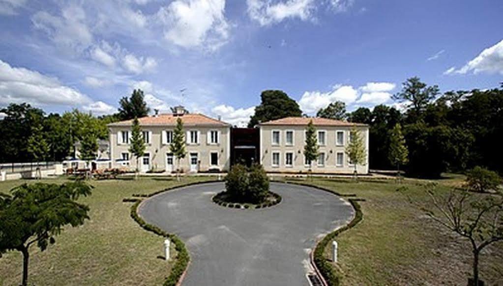 Hotel Domaine Du Pont De L'eyre